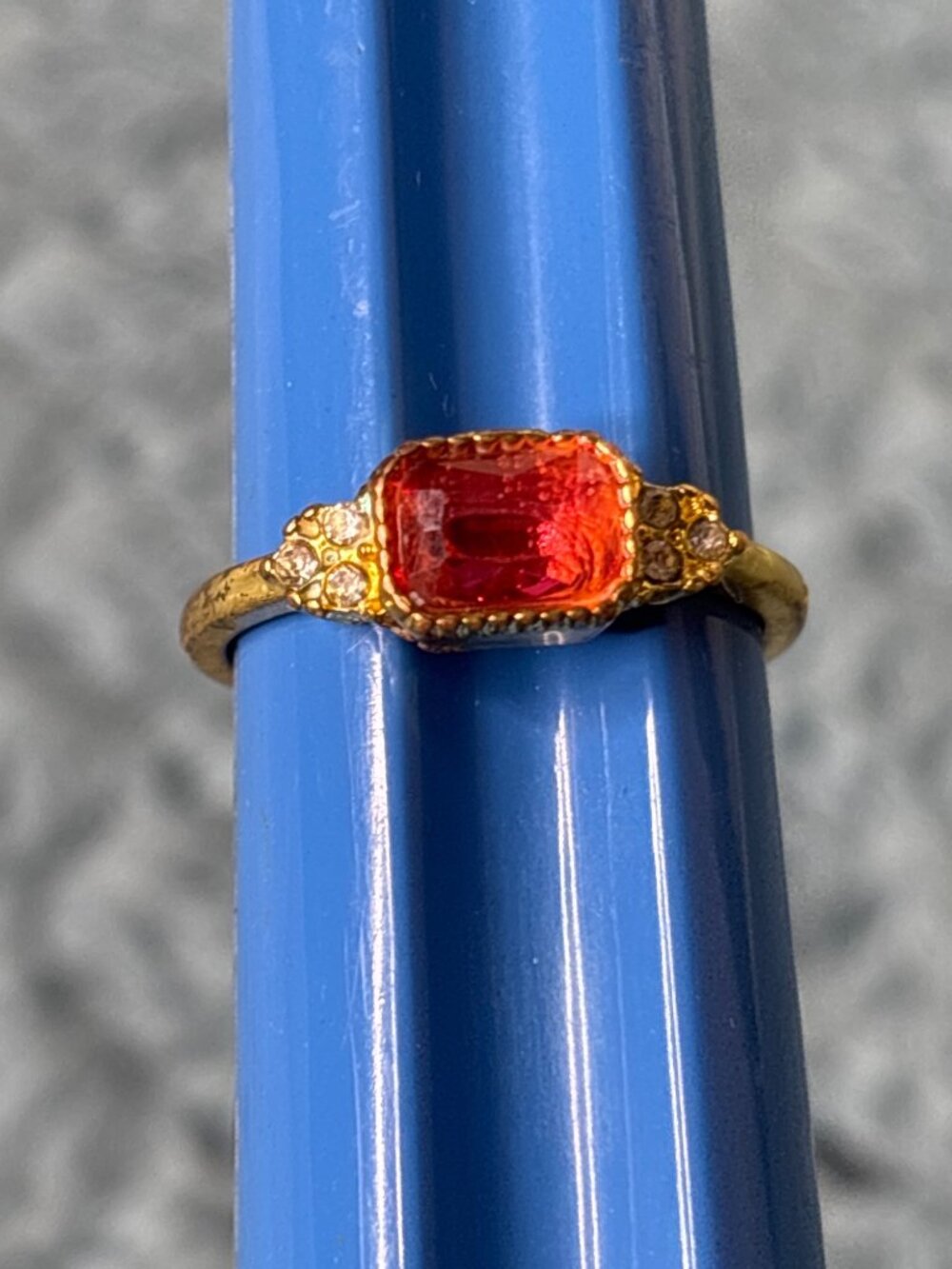 Goldtone Pink and Clear Rhinestone Ring Size 9.25 Some Metal Wear - Picture 5 of 7